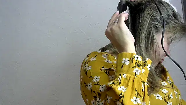 Snapshot of Iskor_ka chatting on December 21, 4:25 pm Iskor ka online show from December 21, 4:25 pm