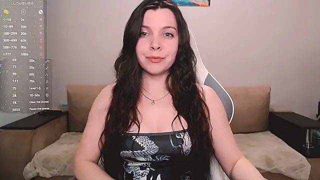 lunalovesu online show from March 12, 8:59 pm