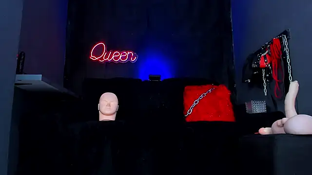 DelaneyStone online show from February 2, 12:15 pm