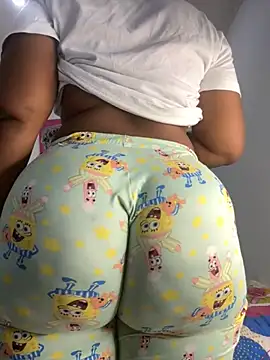 Lilybaudinx96 online show from April 14, 5:13 am