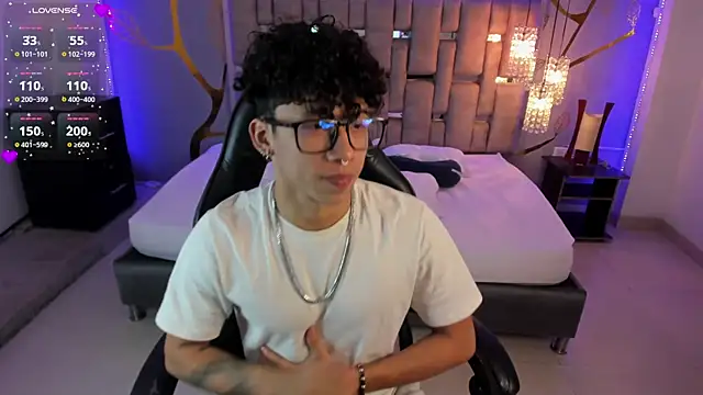 AkazaBoy  online show from January 28, 4:29 am