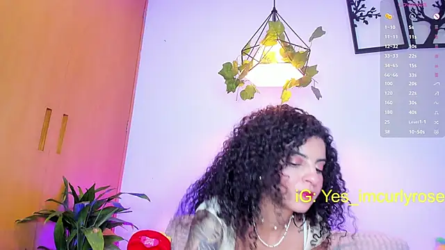 CurlyRose   online show from March 21, 9:34 pm