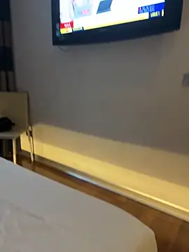 sisebat online show from March 6, 4:47 pm