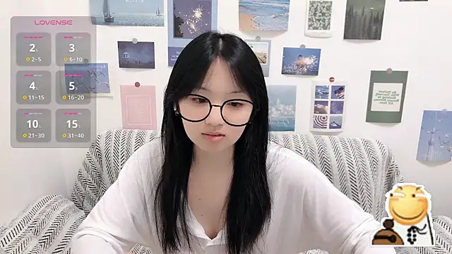 LiLiYbaby online show from September 29, 6:40 am