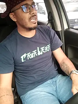 johnwalkerRjts online show from October 18, 1:34 pm