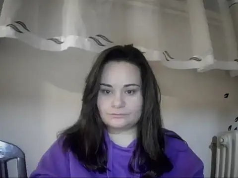 Snapshot of AalinnaK chatting on February 11, 5:29 pm AalinnaK online show from February 11, 5:29 pm