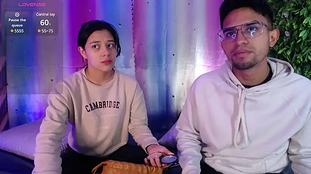 floriamANDjazmin online show from January 21, 11:13 am