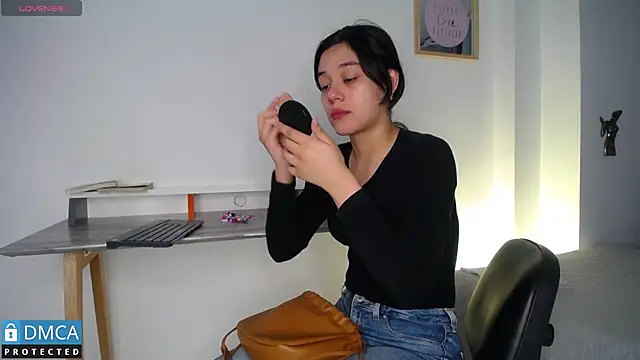 floriamANDjazmin online show from February 28, 3:04 am