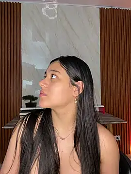 Snapshot of floriamANDjazmin chatting on May 7, 7:52 pm floriamANDjazmin online show from May 7, 7:52 pm