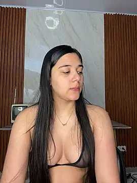Snapshot of floriamANDjazmin chatting on July 6, 3:03 am floriamANDjazmin online show from July 6, 3:03 am