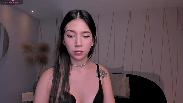 TaraLawrence online show from March 22, 11:41 pm