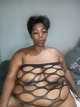Snapshot of BustyWendyXXX47 chatting on December 8, 1:25 pm BustyWendyXXX47 online show from December 8, 1:25 pm