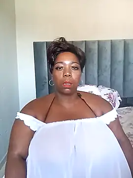 Snapshot of BustyWendyXXX47 chatting on January 27, 8:18 am BustyWendyXXX47 online show from January 27, 8:18 am