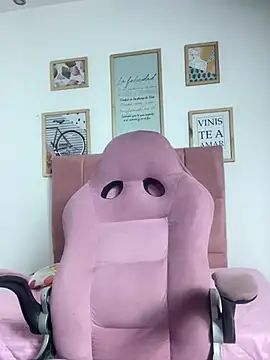  18 laura online show from December 20, 6:08 am