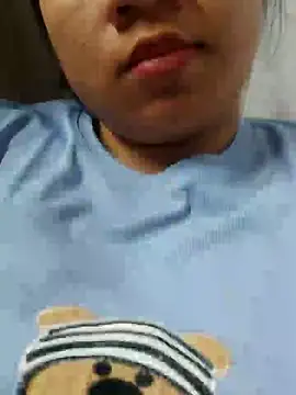 Mimi18x online show from February 3, 5:46 pm