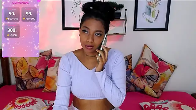 Snapshot of Amber_diamond chatting on February 12, 5:37 am Amber diamond online show from February 12, 5:37 am