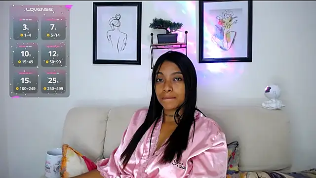 Snapshot of Amber_diamond chatting on February 19, 6:00 am Amber diamond online show from February 19, 6:00 am