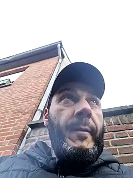 Cem-aus-Nrw-Krefeld online show from February 3, 8:35 am