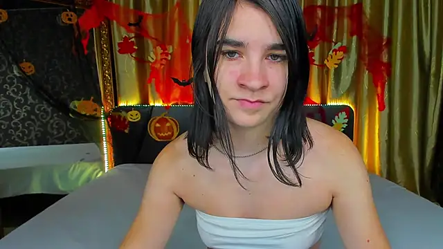  Polly Love  online show from November 5, 7:08 am