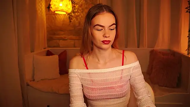 Snapshot of sn0w_barbie chatting on January 28, 8:25 am sn0w barbie online show from January 28, 8:25 am