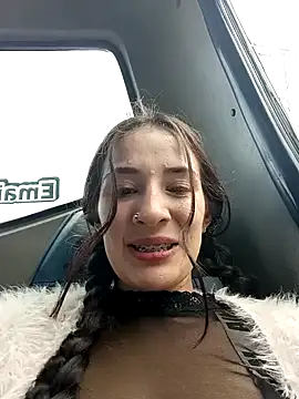 SAMANTHA-16  online show from January 9, 5:11 pm