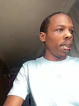 Snapshot of skyfall200 chatting on September 29, 11:59 am skyfall200 online show from September 29, 11:59 am