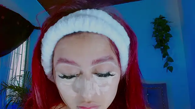 keily scot online show from March 7, 7:05 pm