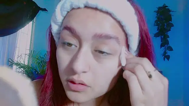 keily scot online show from March 8, 7:09 pm