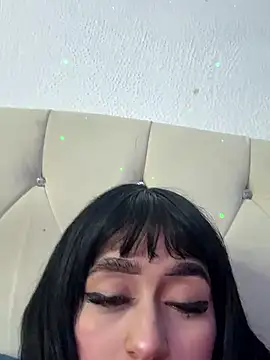 keily scot online show from November 20, 10:15 am