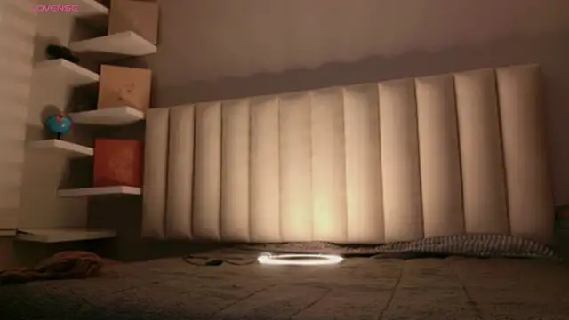 Megan mooree  online show from April 8, 12:49 pm