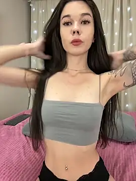 Snapshot of Vika_Gray chatting on October 22, 3:12 pm Vika Gray online show from October 22, 3:12 pm