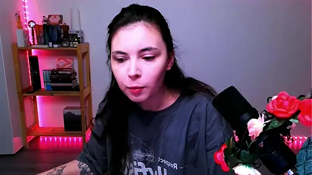 Snapshot of peaachybabe__ chatting on October 10, 7:24 pm peaachybabe online show from October 10, 7:24 pm