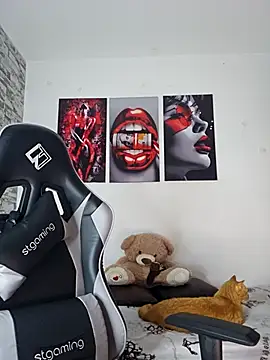 Antonella2 m online show from November 18, 5:06 pm