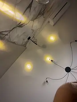 Holly Molii online show from March 19, 12:47 am