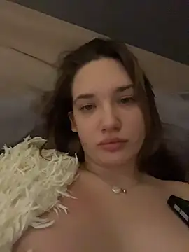 Holly Molii online show from April 8, 4:12 am