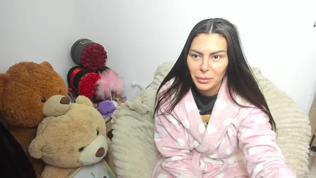 kilenyapatrice online show from February 1, 11:42 am