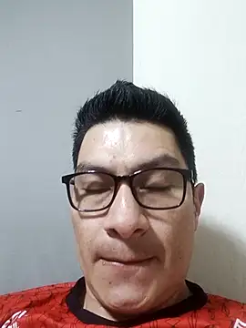 Snapshot of gioarcangel chatting on March 27, 2:50 am gioarcangel online show from March 27, 2:50 am