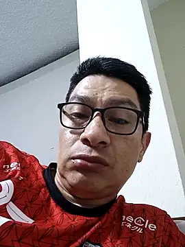 Snapshot of gioarcangel chatting on March 31, 2:35 am gioarcangel online show from March 31, 2:35 am