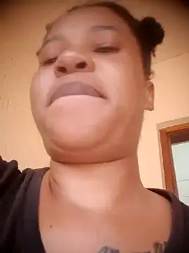 Lee BlaqX online show from February 28, 1:03 pm