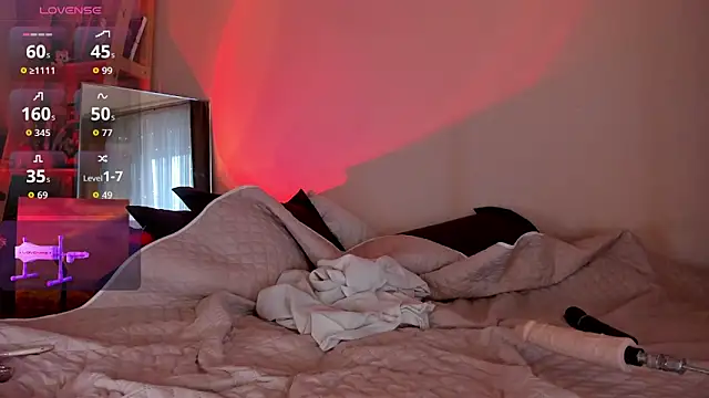 jennie chan online show from March 18, 4:59 am