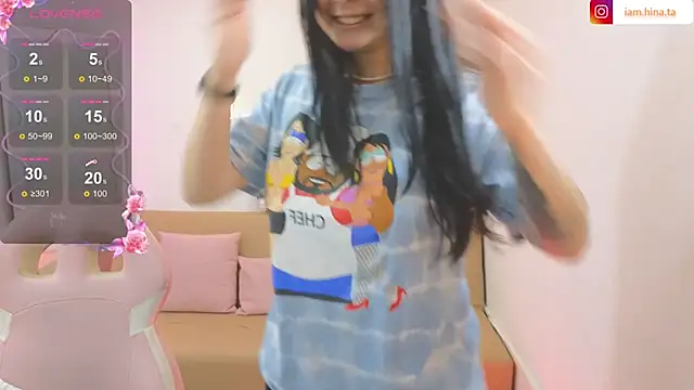 Snapshot of hina_tay chatting on January 6, 4:58 am hina tay online show from January 6, 4:58 am