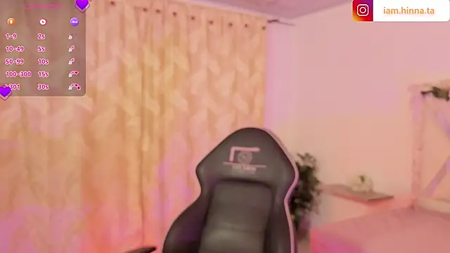 Snapshot of hina_tay chatting on February 2, 3:16 am hina tay online show from February 2, 3:16 am