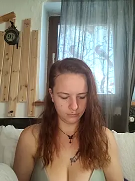 Snapshot of Lilith__Mystery chatting on November 6, 8:15 am Lilith Mystery online show from November 6, 8:15 am