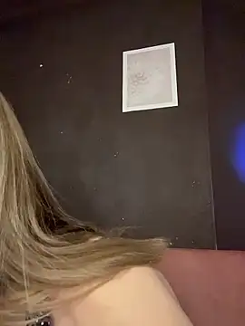 Alisa Rise online show from April 11, 4:33 pm