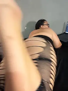 alexxaa96 online show from December 3, 5:00 pm