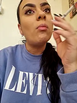 ElyzaIbarra online show from February 7, 6:14 am