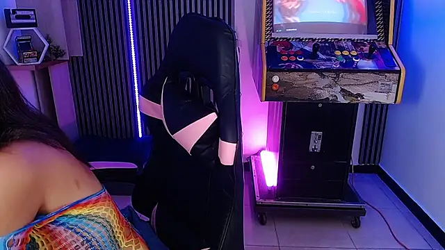 Snapshot of hannaa_jhoonson chatting on March 5, 4:02 am hannaa jhoonson online show from March 5, 4:02 am