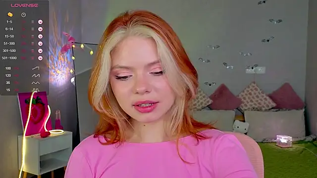 Red  Candy online show from October 26, 12:55 pm