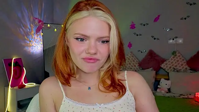 Red  Candy online show from October 29, 2:52 pm