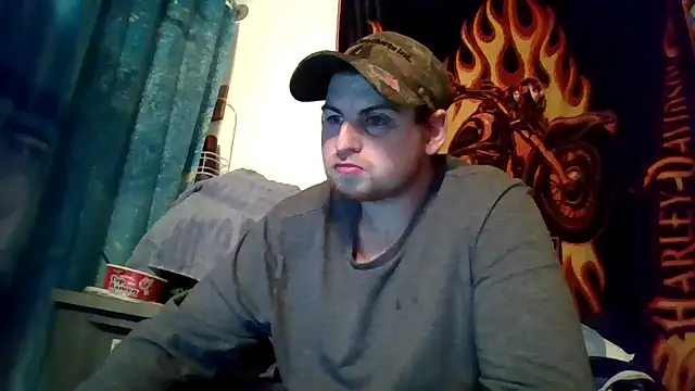 Snapshot of sexaddict_2424 chatting on October 31, 12:11 am sexaddict 2424 online show from October 31, 12:11 am